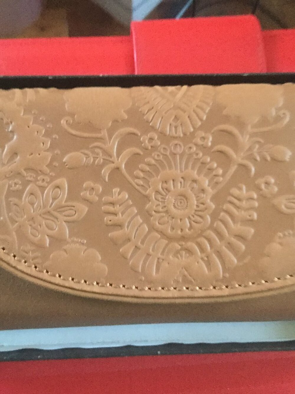 NWOT The Sak Fernwood Large Flap Clutch Wallet Tooled Leather Tobacco Tan 8x4